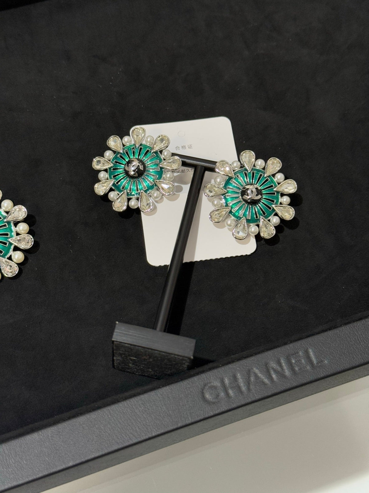 Chanel 2026 Green Enamel Openwork Pearl Teardrop Crystal Silver Snowflake Earrings