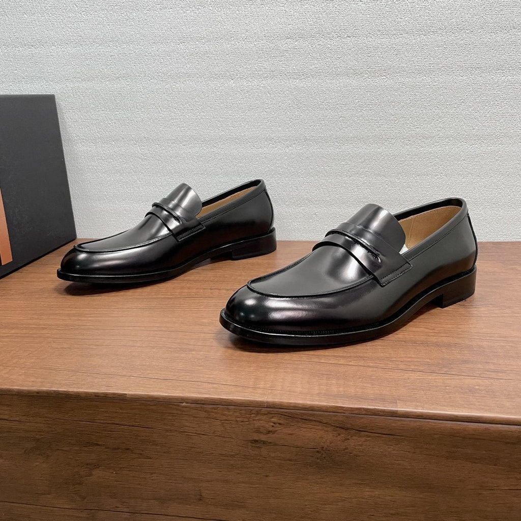 Zegna Black Apron-Toe Loafers — front
