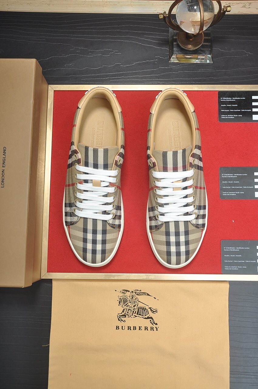 Burberry Beige Check Low-Top Sneakers — front