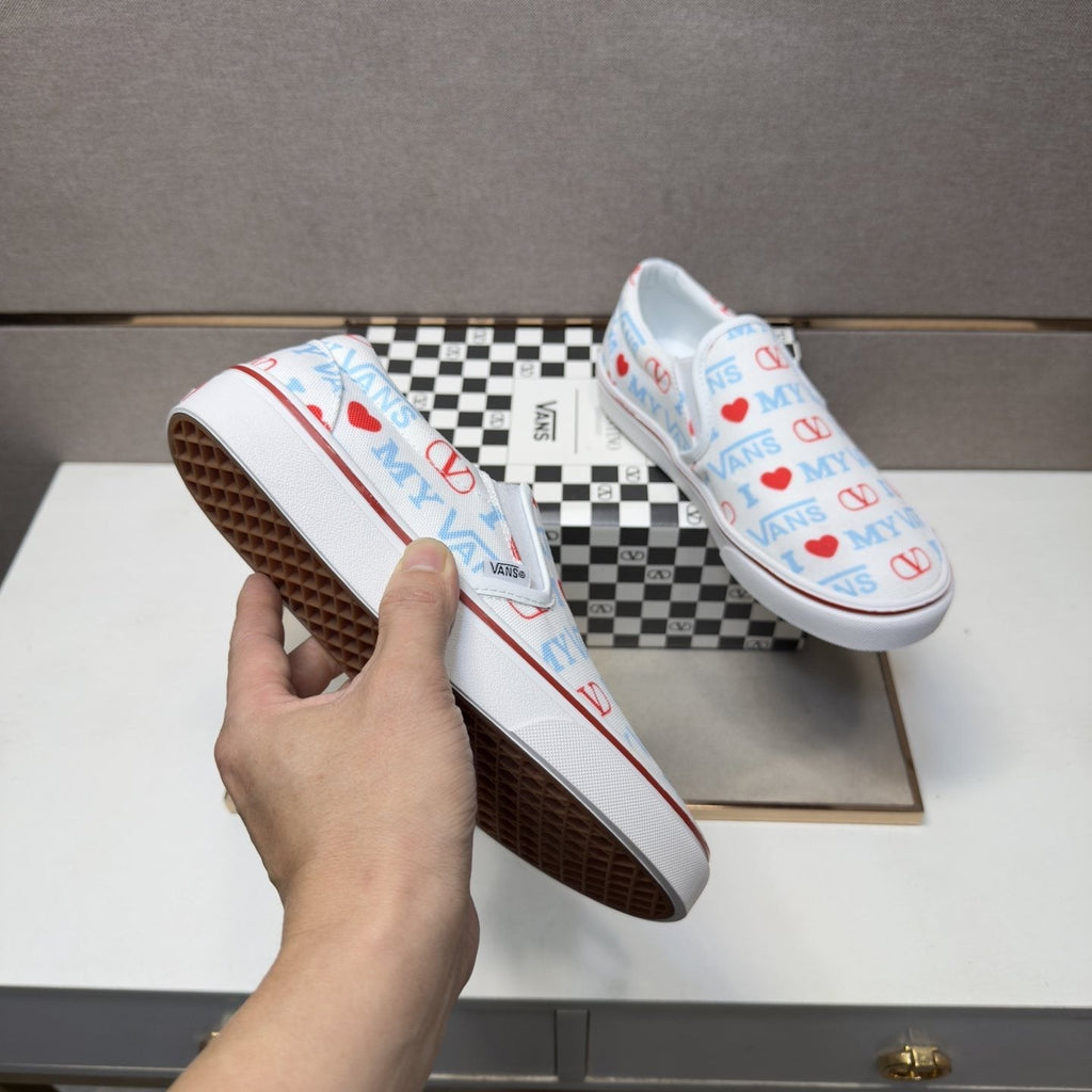 Vans White Graphic Low-Top Sneakers — detail