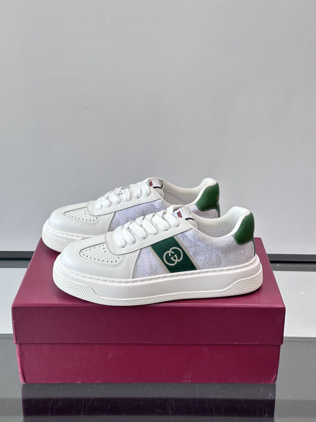 Gucci White and Green Low-Top Sneakers — side