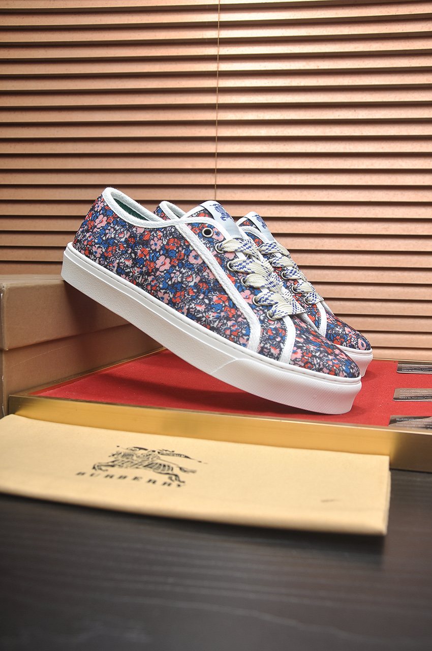 Burberry Navy Floral Print Low-Top Sneakers — side