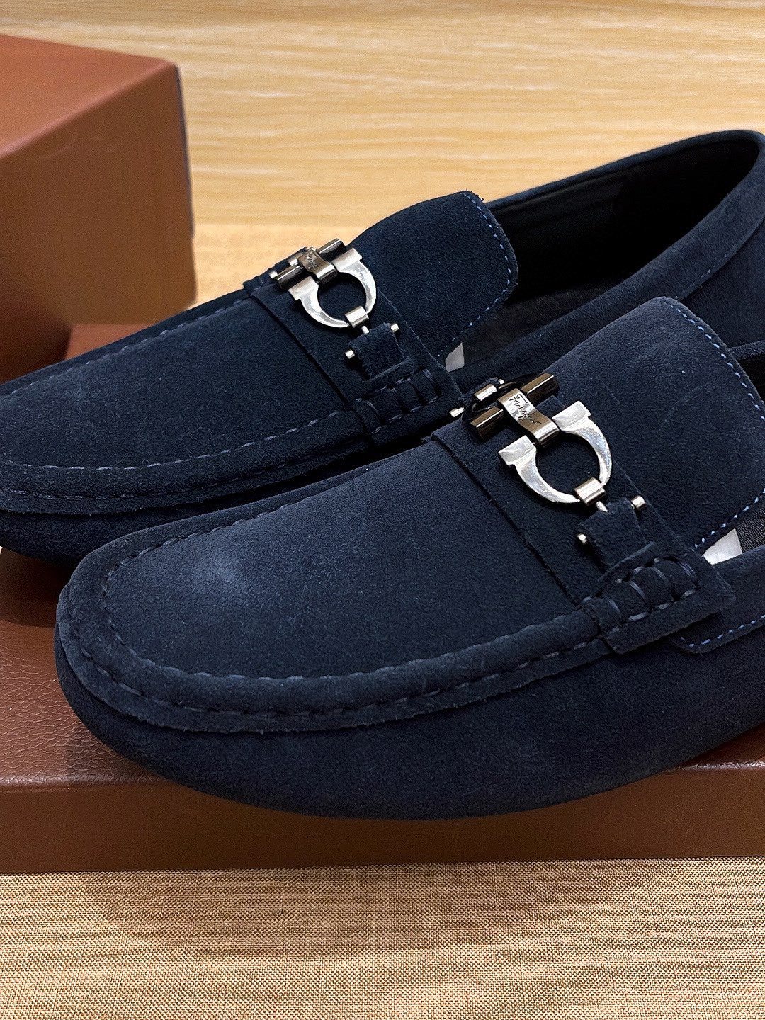 Ferragamo Taupe Bit Loafers — detail
