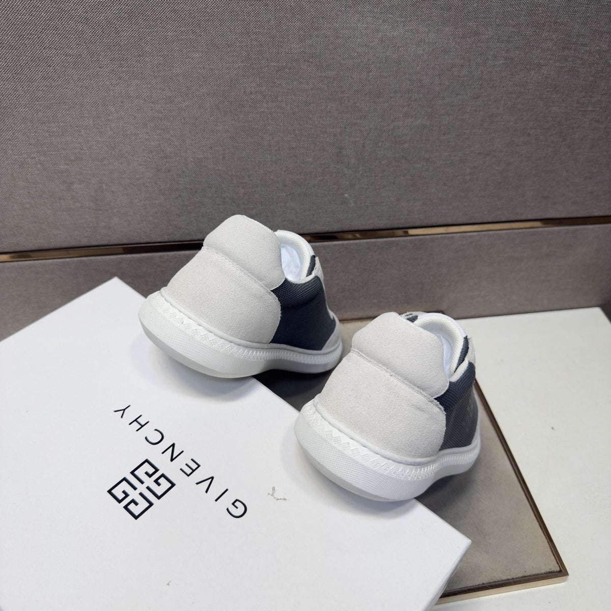 Givenchy Geometric Emblem Low-Top Sneakers — back