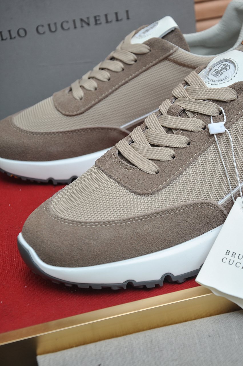 Brunello Cucinelli Contrast Panel Low-Top Sneakers — detail