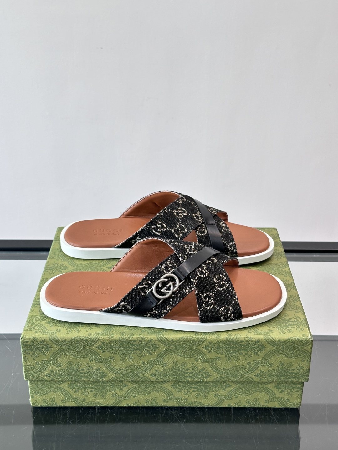 Gucci Gray and Black Cross-Strap Slide Sandals — front