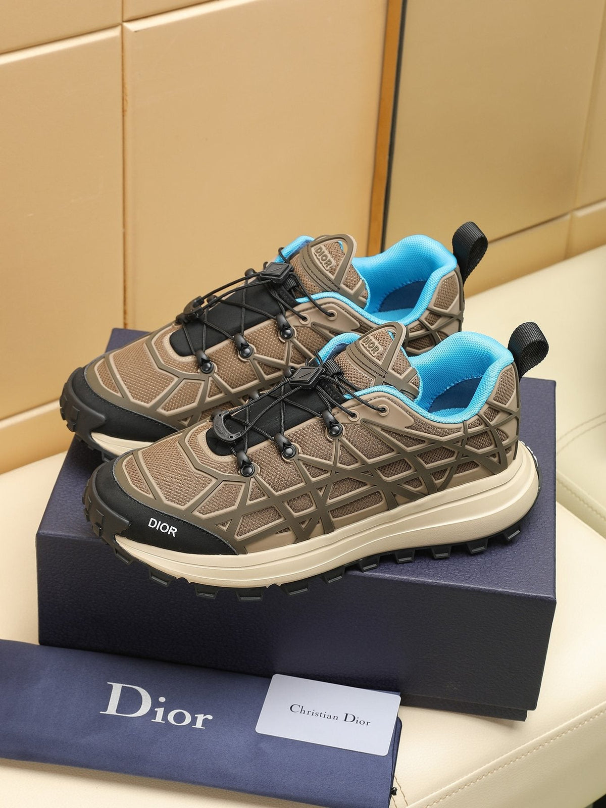 Dior B31 Runner White and Light Gray Sneakers — front