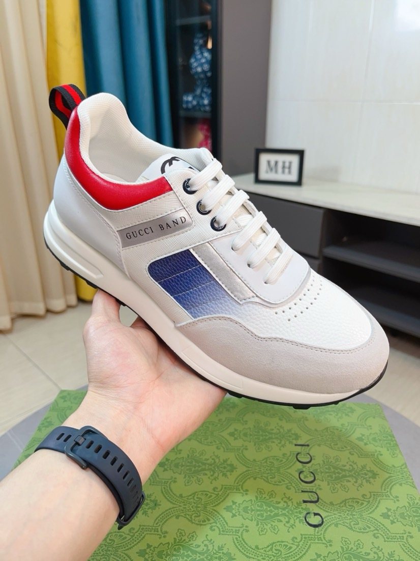 Gucci Contrast Panel Low-Top Sneakers — front
