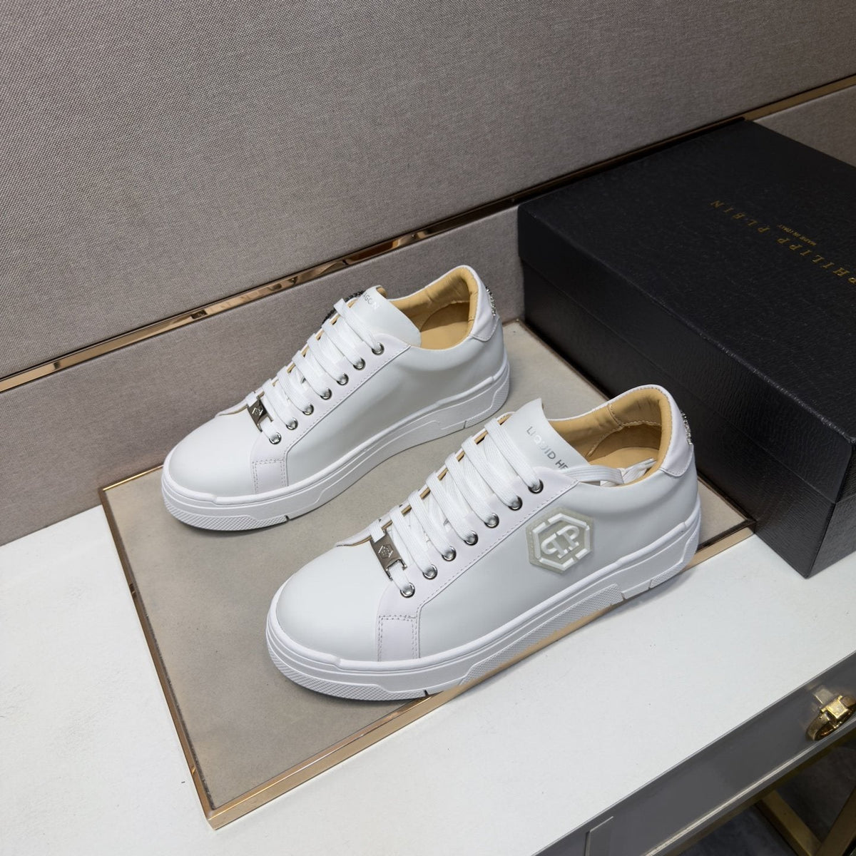 Philipp Plein Hexagon Emblem Sneakers — front