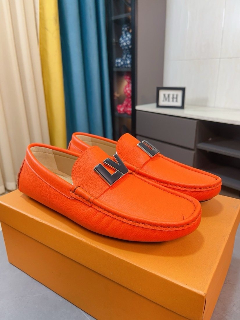 Louis Vuitton Pebbled Metal-Accent Driving Loafers — hero