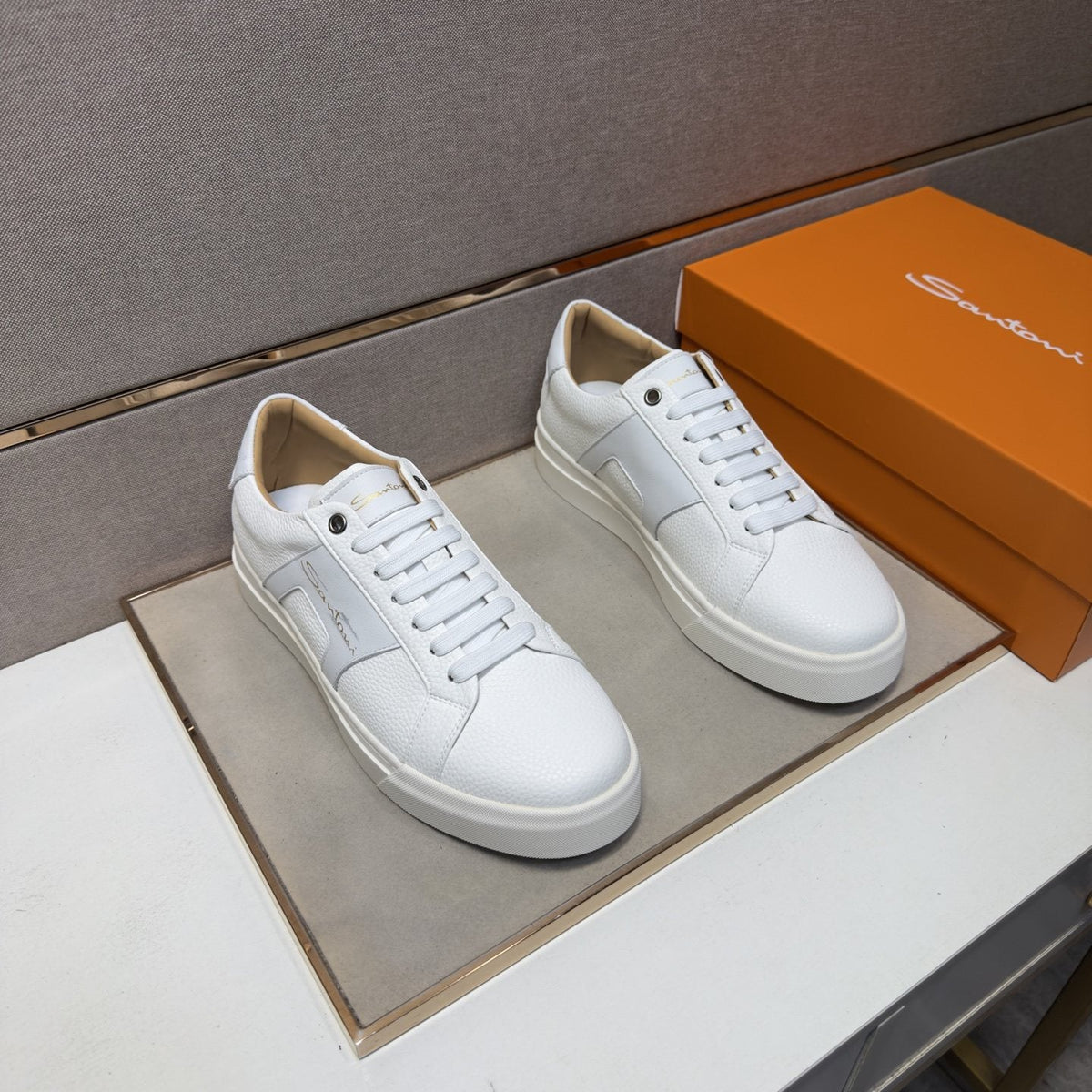 Santoni Textured Low-Top Sneakers — front