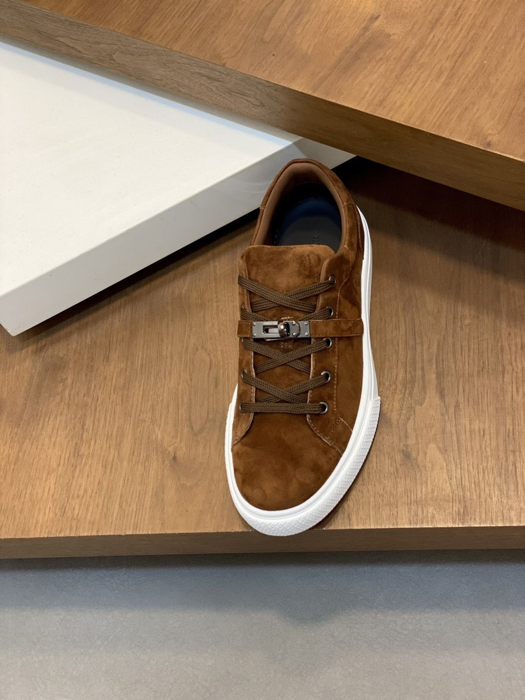 Hermès H-Detail Low-Top Sneakers — front