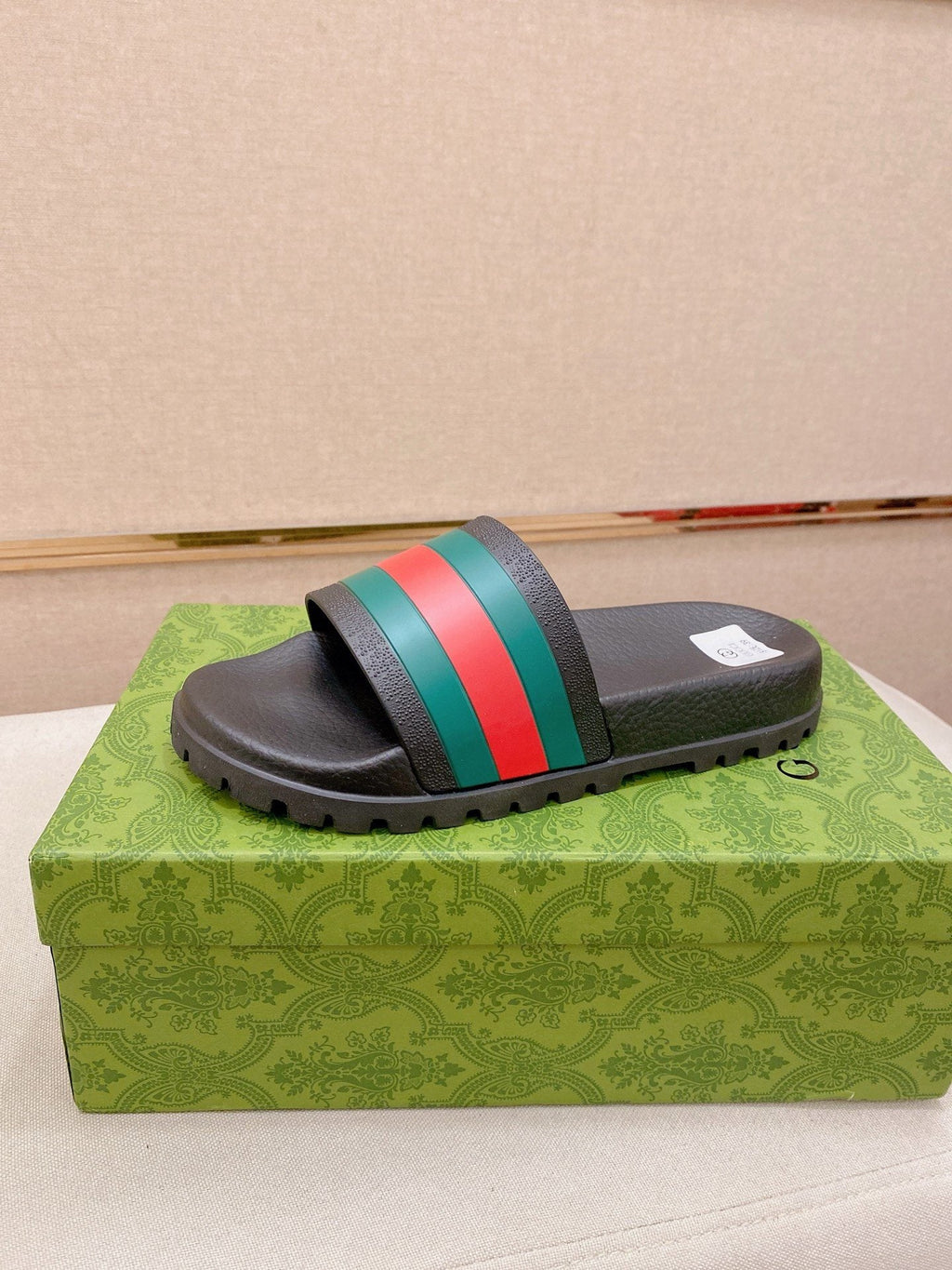 Gucci Green-Red Stripe Slide Sandals — hero