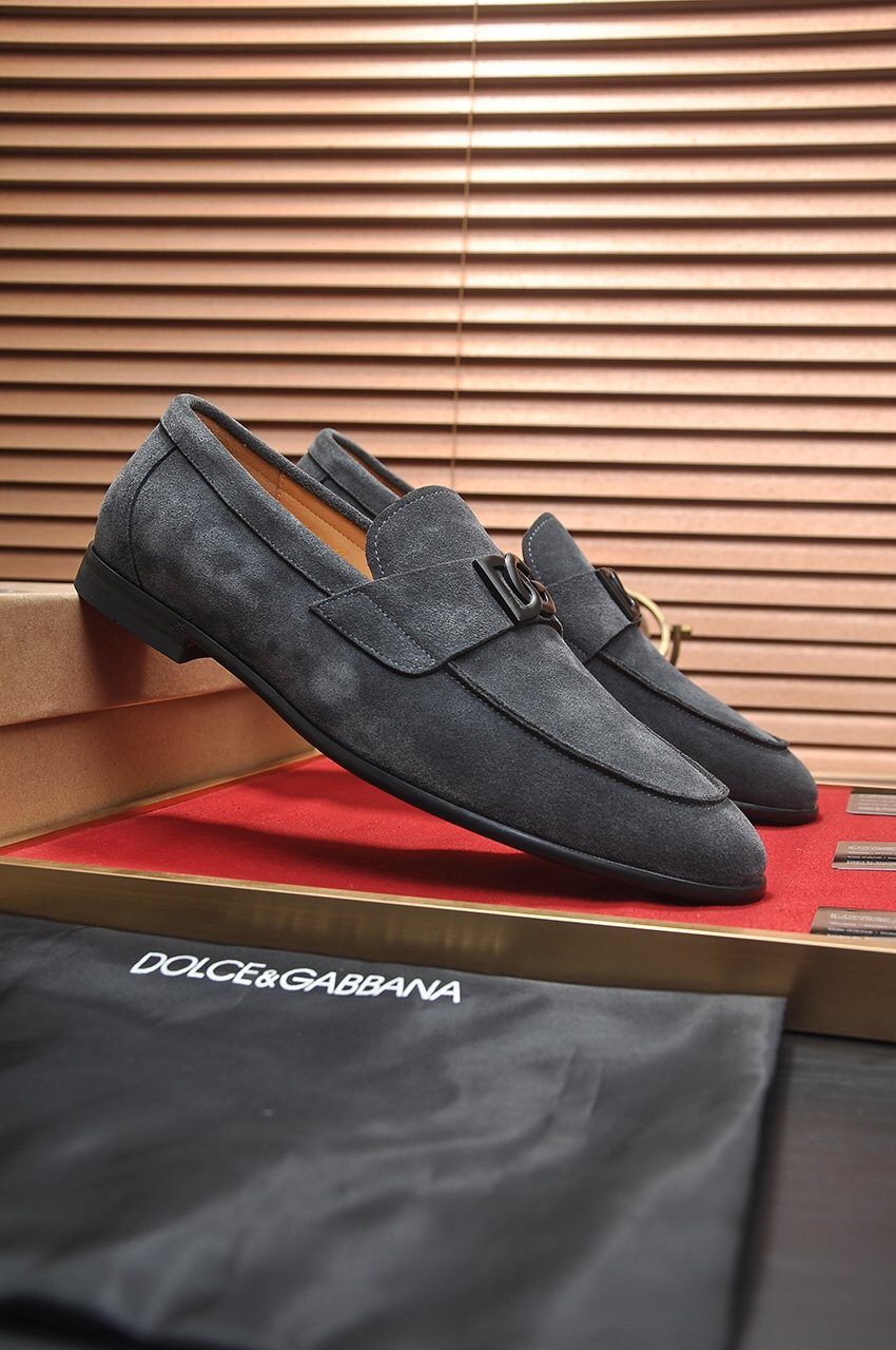 Dolce & Gabbana Bernini Logo Loafers — front
