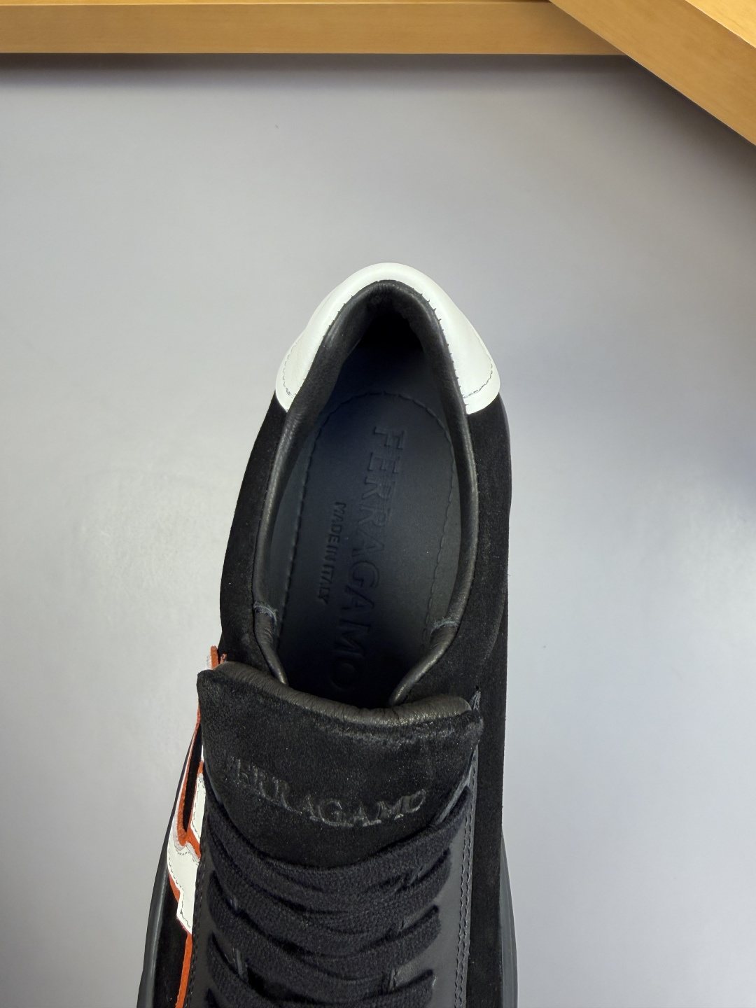 Ferragamo Contrast-Trim Low-Top Sneakers — back