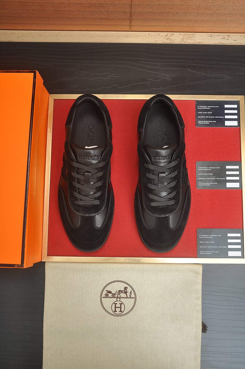 Hermès H-Appliqué Low-Top Sneakers — front